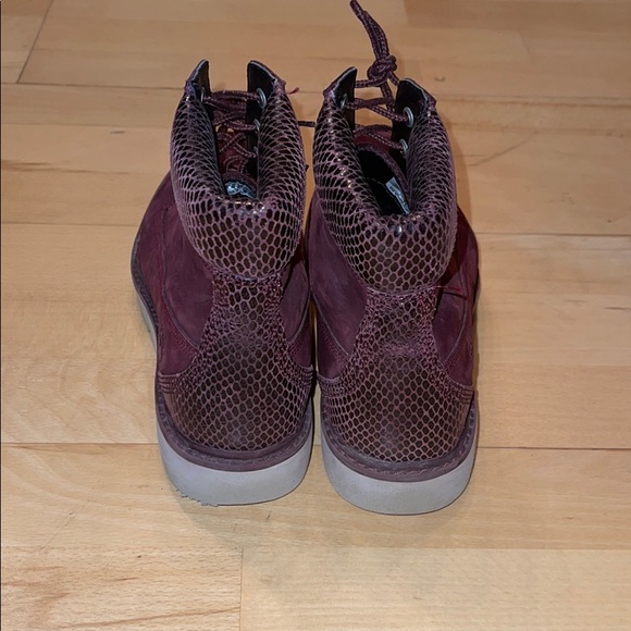 wine suede Timberlands - Picture 6 of 6